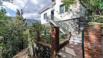 Standard Apartment, Multiple Bedrooms (Lovely Flat in Monterosso) | Exterior