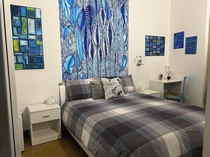 1 chambre, fer et planche à repasser, Wi-Fi, draps fournis