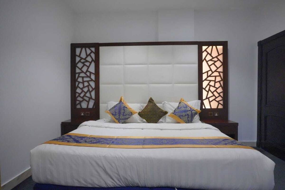 Deluxe Suite, 2 Bedrooms, City View | 1 bedroom, free WiFi