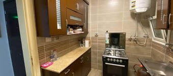 Cozy Modern Apartment in El Rehab 2,