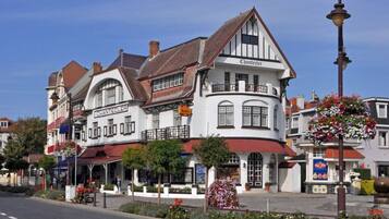 Chalet | Exterior
