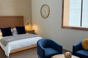 1 bedroom, desk, iron/ironing board, bed sheets