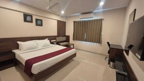 Double Room, 1 King Bed - Hotel Le Palace (Coimbatore)