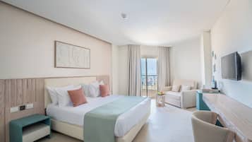 Superior-Zimmer, Poolblick | Bügeleisen/Bügelbrett, kostenloses WLAN