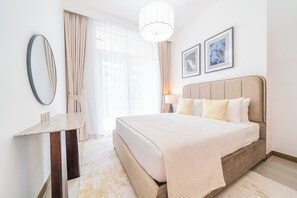 公寓, 陽台, 湖景 | 2 間臥室、免費無線上網