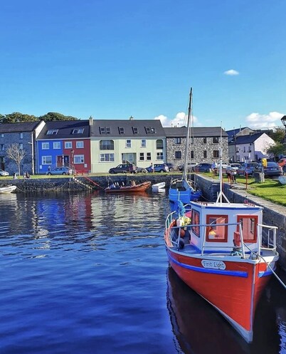 Charming Shabby Chic Barn in delightful Kinvara
