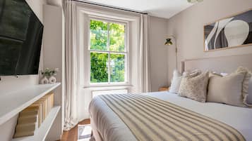 Deluxe Apartment, 1 Queen Bed