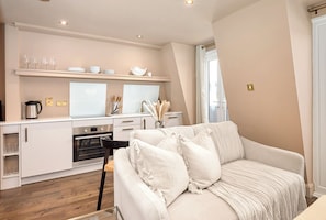 Apartment, Balcony | Individually decorated, individually furnished, desk, laptop workspace - Be London - St John's Wood Residences (London)