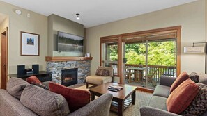 Télévision, cheminée