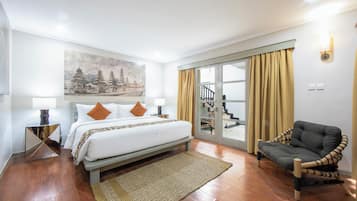 3 bedrooms, in-room safe, free WiFi, bed sheets