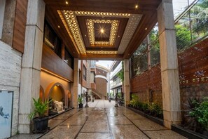 Front of property - GRANDEUR SANCHI RESORT (Calangute)