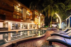 Outdoor pool - GRANDEUR SANCHI RESORT (Calangute)