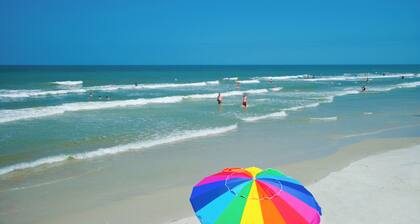 Beacher's Lodge Studio Suite (not directly oceanfront)