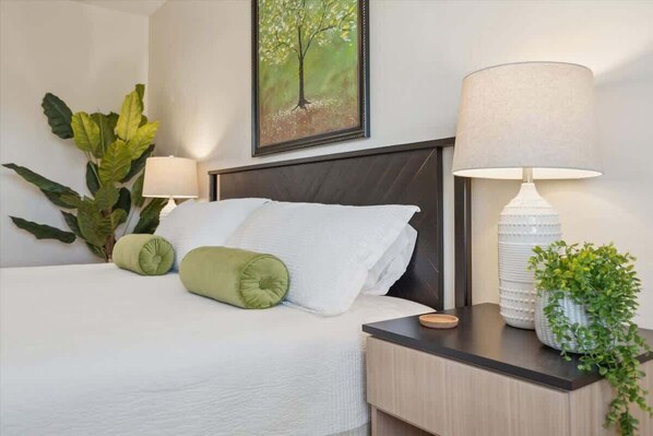 2 bedrooms, iron/ironing board, travel crib, free WiFi