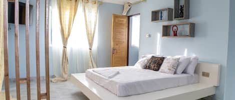 Deluxe Studio Suite | Free WiFi