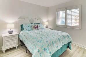 Apartment (2 Bedrooms) | Interior - Marina + Pool Access On-site: Key Largo Escape (Key Largo)