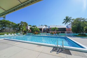Interior - Marina + Pool Access On-site: Key Largo Escape (Key Largo)