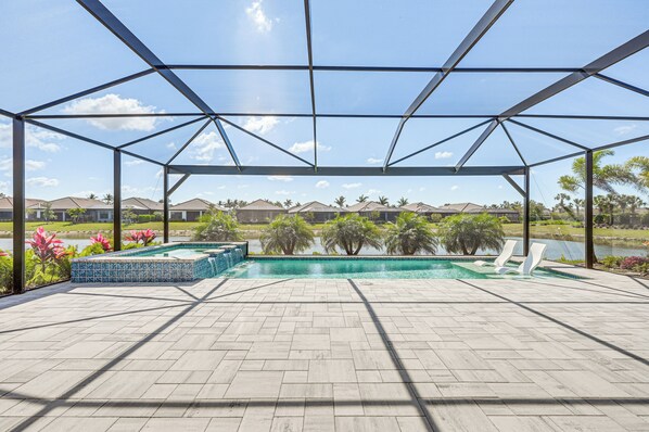 Interior - Golf, Swim, Shop & More: Luxury Retreat in Naples! (Naples)