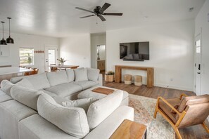 House (4 Bedrooms) | Interior - 3 Mi to Bear Lake: Home w/ Hot Tub & Huge Patio! (Garden City)
