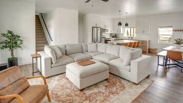 Rumah (4 Bedrooms) | Interior