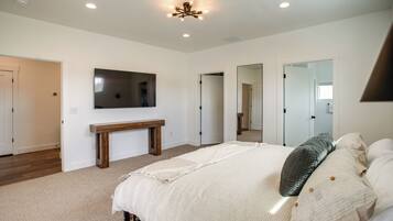 Rumah (4 Bedrooms) | Interior