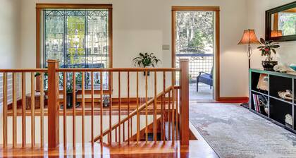 11 Mi to Downtown Napa: Wine Country Cottage