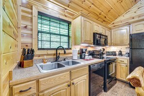 House (1 Bedroom) | Interior