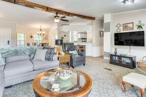 House (3 Bedrooms) | Front of property