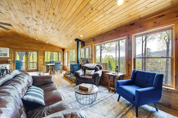 House (4 Bedrooms) | Interior - 10 Mi to Waynesville: Cabin w/ Hot Tub & Mtn Views (Balsam)