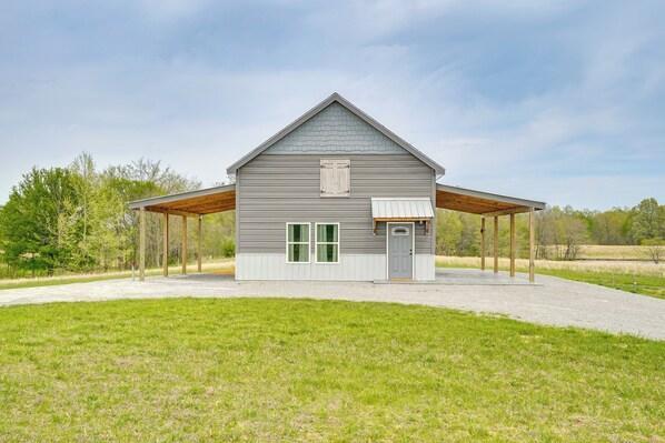 Cottage (3 Bedrooms) | Front of property