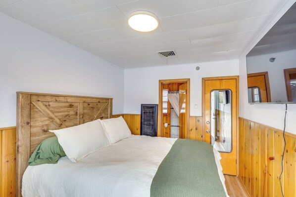 Apartment (0 Bedroom) | Interior - 2 Mi to Black Hills Natl Forest: Convenient Pad! (Spearfish)