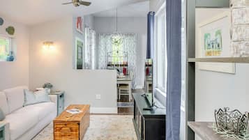 Rumah (1 Bedroom) | Interior