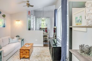 House (1 Bedroom) | Interior