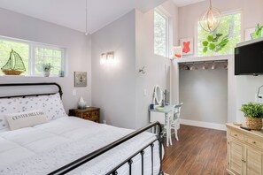 House (1 Bedroom) | Interior