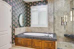 House (3 Bedrooms) | Interior - Quiet Modesto Retreat w/ Patio Near Mall & Dining (Modesto)