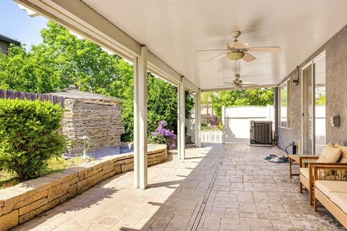 5 Mi to Dtwn Modesto: Family Home w/ Patio!