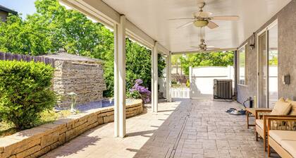 5 Mi to Dtwn Modesto: Family Home w/ Patio!