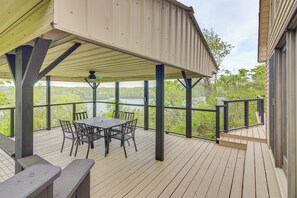 House (4 Bedrooms) | Interior - Walk to Marina: Water-view Dale Hollow Lake Escape (Celina)