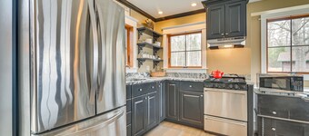 Waterfront Cabin w/ Deck: Serene Eddington Escape