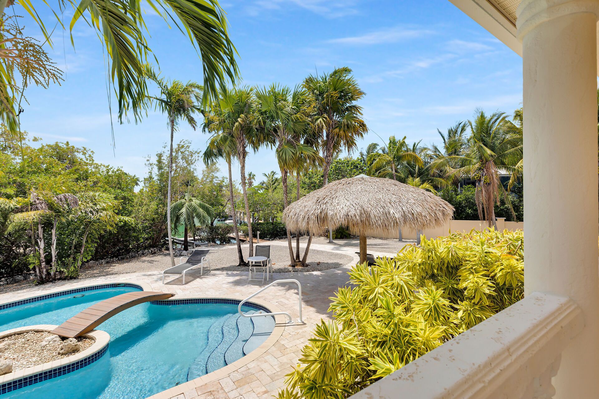 Et oppvarmet basseng