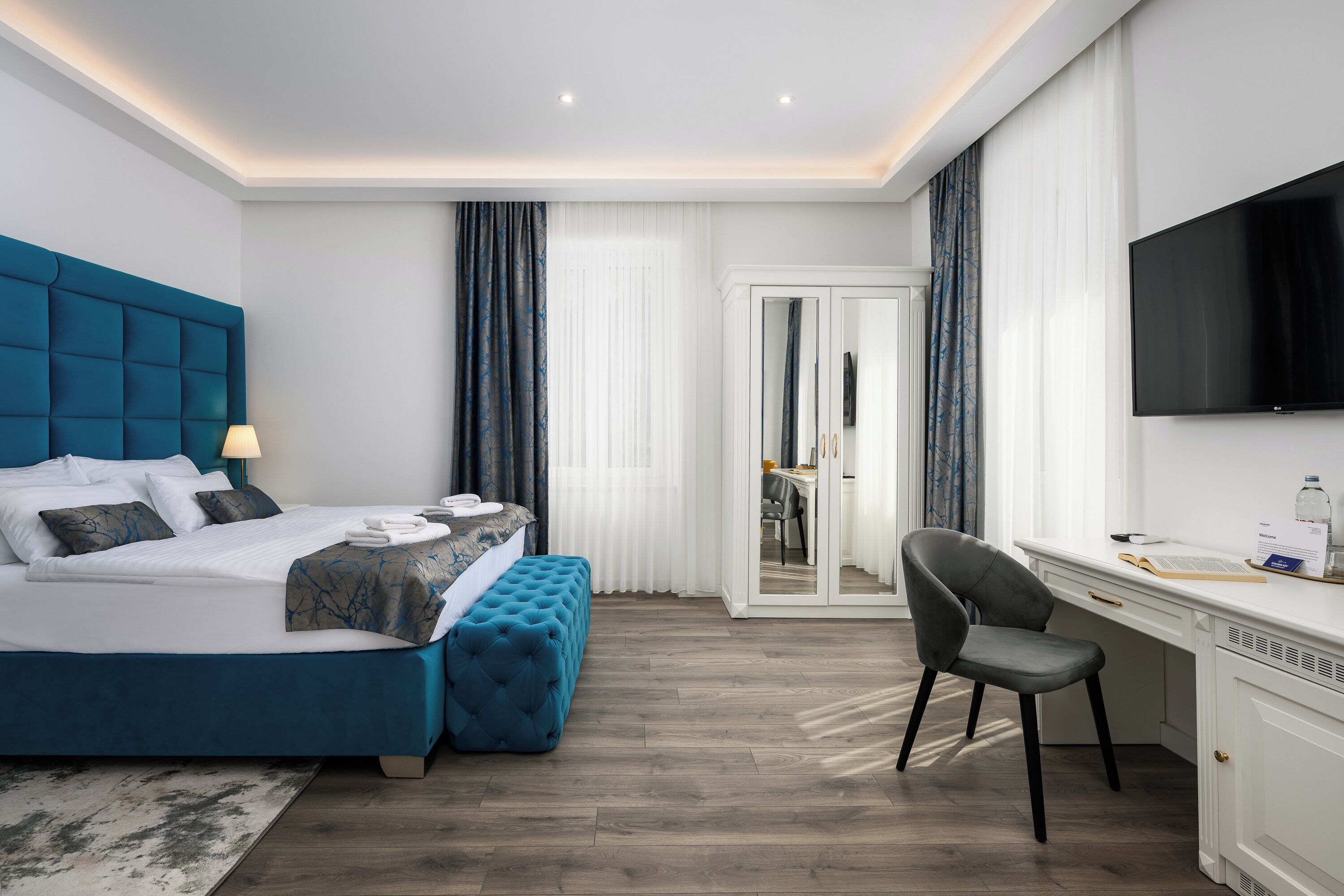 Coffres-forts dans les chambres, Wi-Fi gratuit