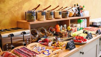 Desayuno buffet incluido todos los días