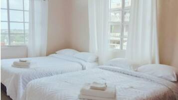 4 soverom, strykejern/-brett, wi-fi og sengetøy