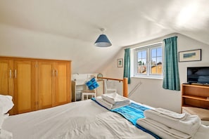 2 quartos, Wi-Fi de cortesia, roupa de cama