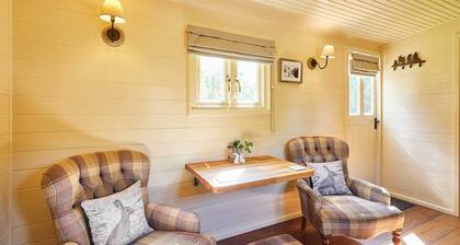 Host & Stay | Guards Van