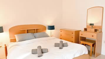 Standard Apartment, Multiple Bedrooms (Seaview Apart 5mn From Sea Xemxija) | 2 bedrooms, iron/ironing board, free WiFi, bed sheets