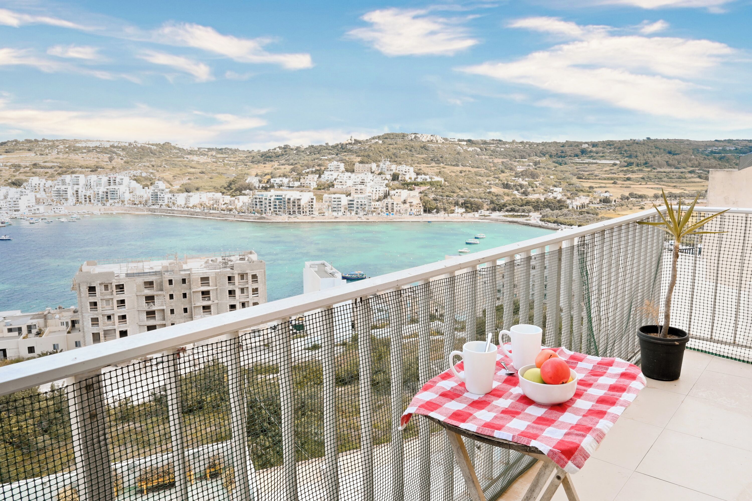 Standard-Apartment, Mehrere Schlafzimmer (Seaview Apart 5mn From Sea Xemxija) | Speisen im Freien