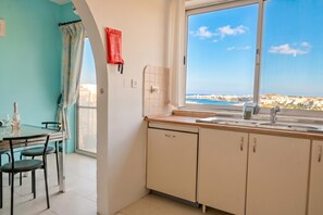 Standard-Apartment, Mehrere Schlafzimmer (Seaview Apart 5mn From Sea Xemxija) | Innenbereich