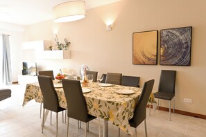 Standard Apartment, Multiple Bedrooms (Sea & Valley Views Żebbuġ Gozo) | Dining
