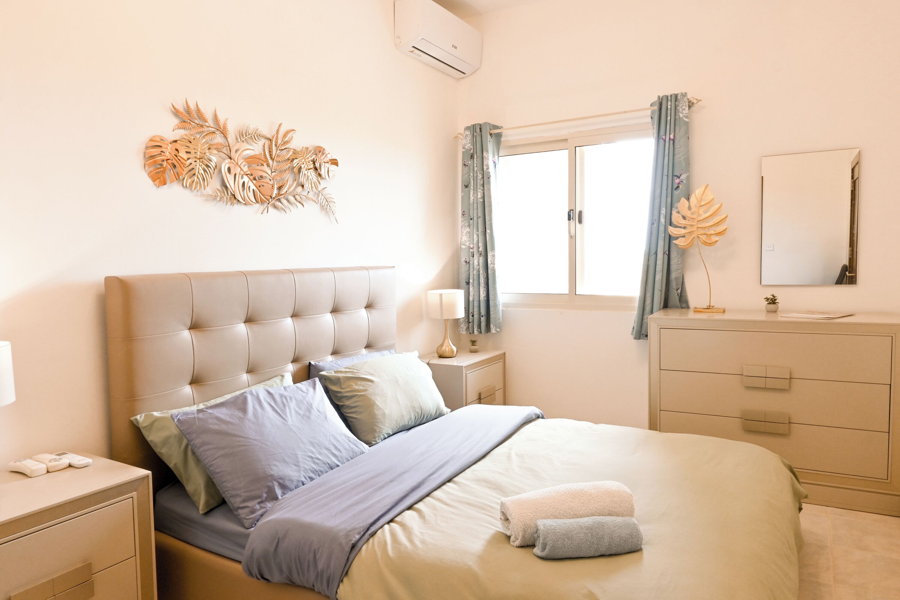 3 bedrooms, iron/ironing board, free WiFi, bed sheets